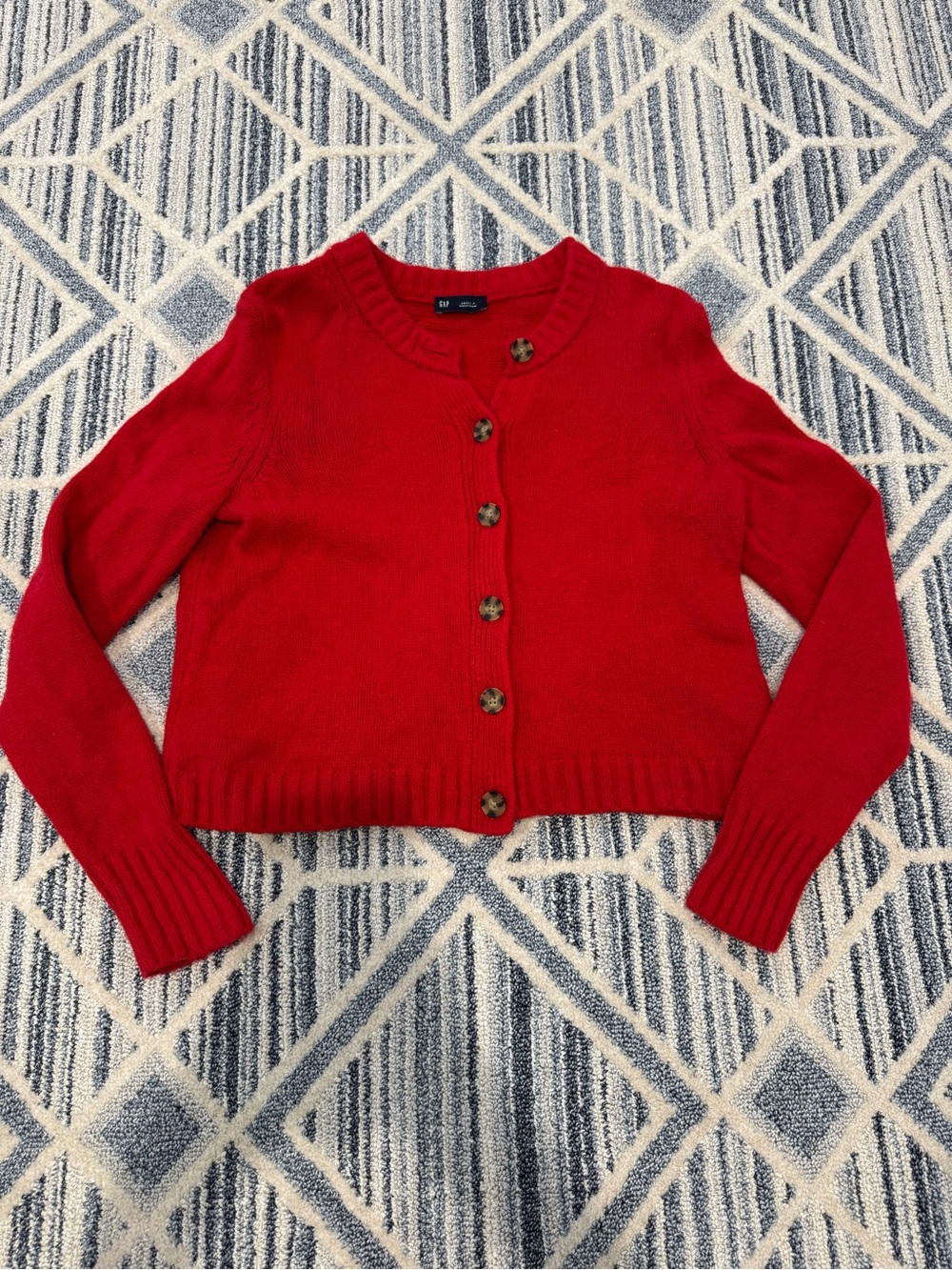 GAP Women’s Cardigan Sweater